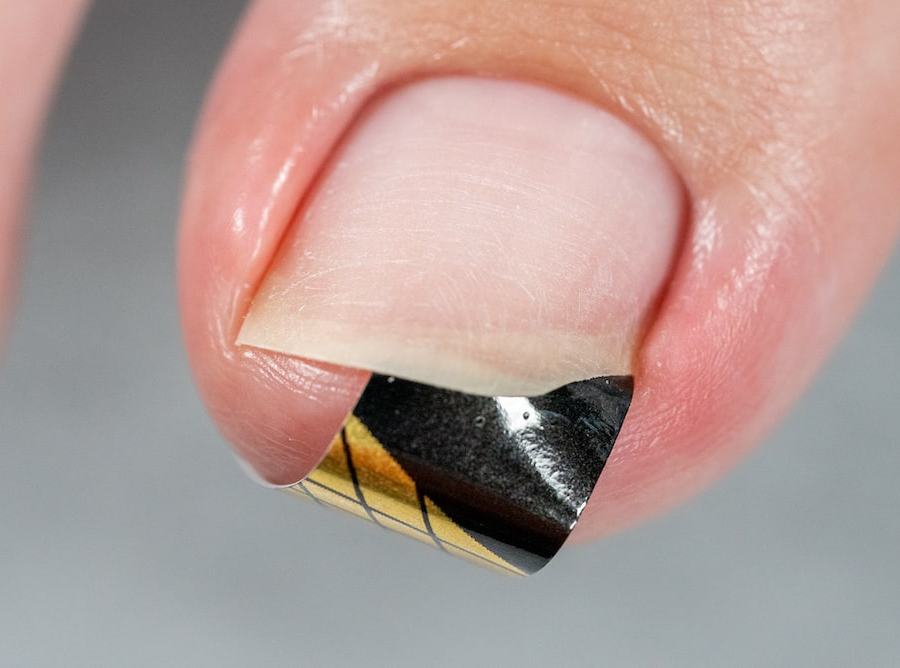 Réparation ongle cassé